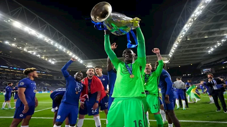 الأهلي السعودي يعقد صفقة مهمة لتوقيع حارس مرمى جديد بسبب أمم أفريقيا