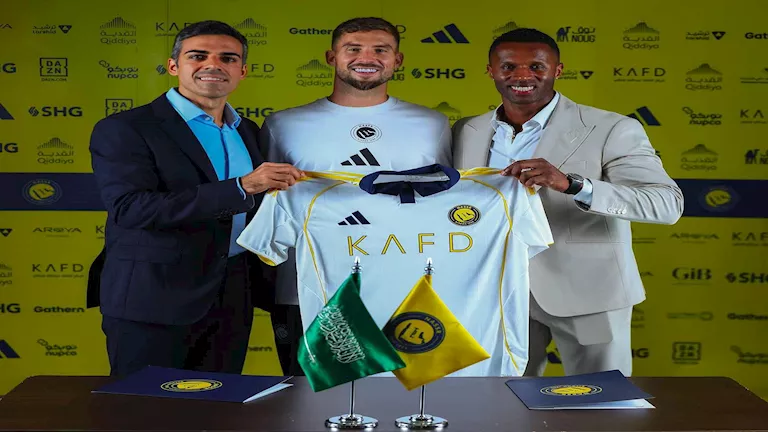 النصر السعودي يوقع عقداً مع نجم برشلونة في صفقة مثيرة للجماهير الرياضية