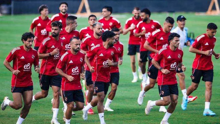 تردد القناة الناقلة لمباراة الأهلي ضد مودرن سبورت في الدوري المصري اليوم
