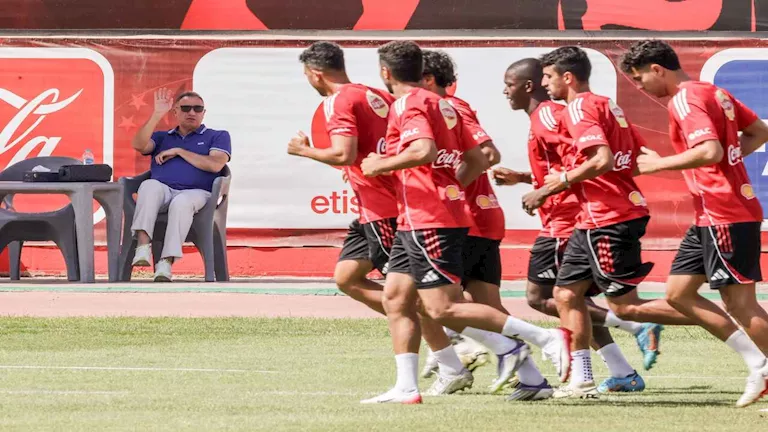 تغييرات ملحوظة في مران الأهلي اليوم مع غياب الشناوي وحضور الخطيب