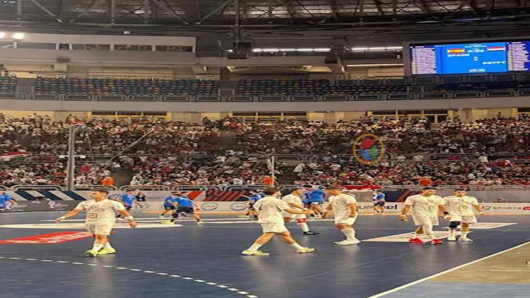 تفاصيل مثيرة: مصر تتقدم على إسبانيا 15 - 13 في كأس العالم لكرة اليد