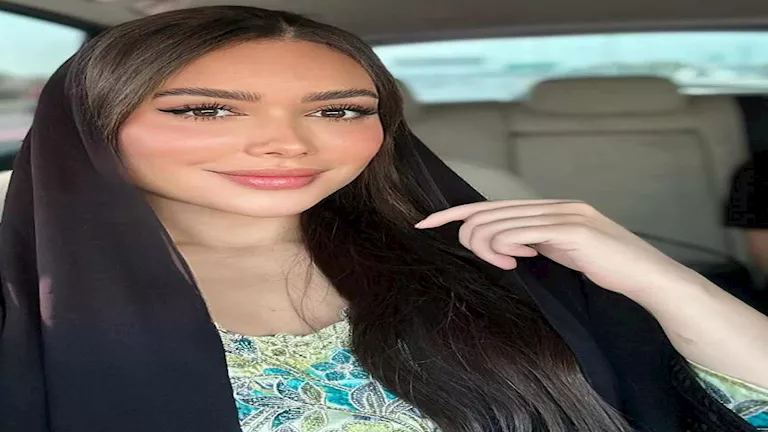 زوجة النني الثانية تكشف تفاصيل مثيرة حول أسئلة متابعيها المدهشة