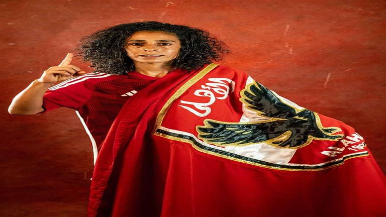 سالي منصور توضح الفروقات بين أزمتها مع الأهلي ورع في القيادة والسكن