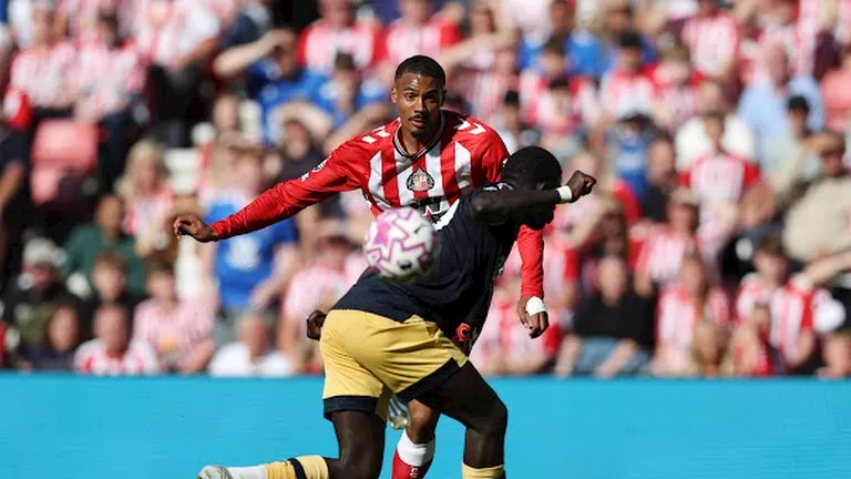 سندرلاند يعود بعد غياب 8 سنوات ويحقق فوزًا ساحقًا على وست هام بالدوري الإنجليزي