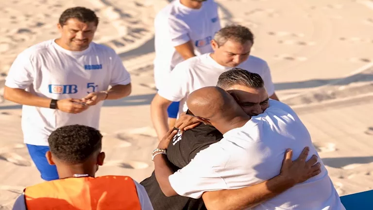 شيكابالا يواصل التألق بعد الاعتزال: رئاسة نادٍ وتكريم من البنك المحلي