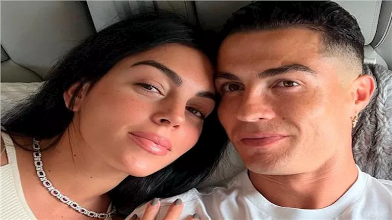 صور تكشف تفاصيل قصة كريستيانو رونالدو وجورجينا قبل إعلان الزواج المرتقب