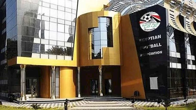 قيد الأندية مغلق.. اكتشاف طرق جذب صفقات جديدة في الدوري المصري