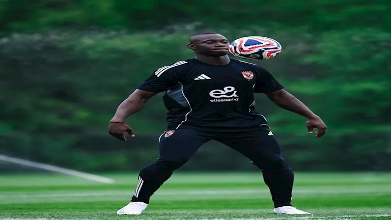 مصدر خاص يكشف تفاصيل جديدة حول تجديد تعاقد الأهلي مع ديانج