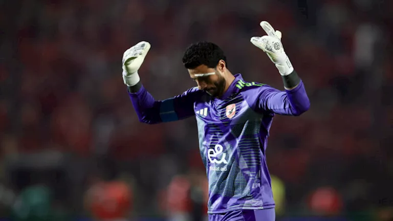 مصدر يكشف لمصرواي تفاصيل طلب محمد الشناوي المفاجئ بعد التعادل مع مودرن سبورت