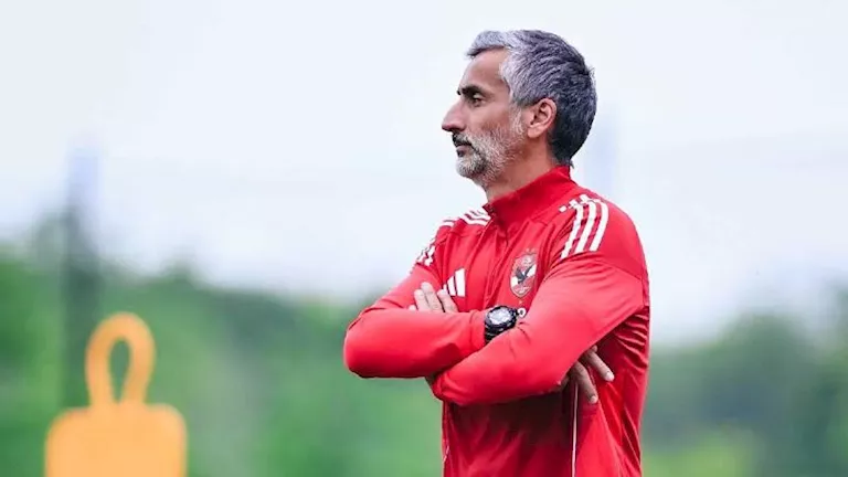 نجم الزمالك السابق يؤكد: ريبيرو ليس لديه الكفاءة لقيادة انسجام الأهلي