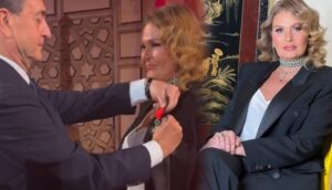 تكريم الفنانة يسرا فرنسا