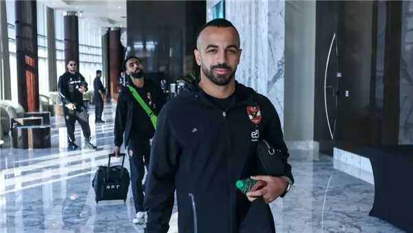 بعثة الأهلي تغادر دبي