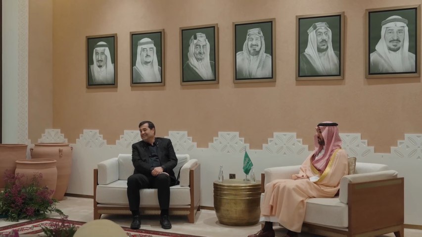 وزير الرياضة يوقّع عدداً من مذكرات التفاهم