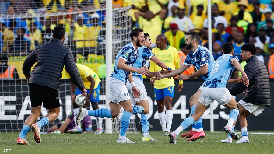 بيراميدز يواجه سيراميكا