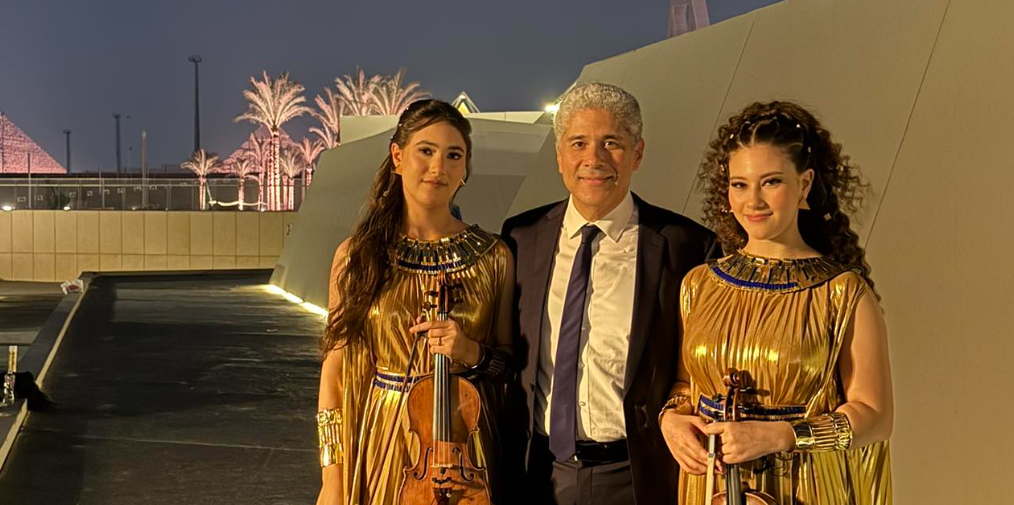 أحمد أبو زهرة يحتفل بمشاركة ابنتيه في افتتاح المتحف المصري